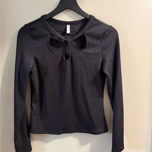 Chic Black Long Sleeve Women's Top with Cut-Out Design